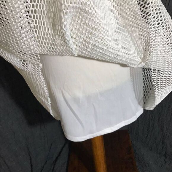 Charlotte Russe NWT White Mesh Mini Skirt Size Médium - Picture 8 of 9
